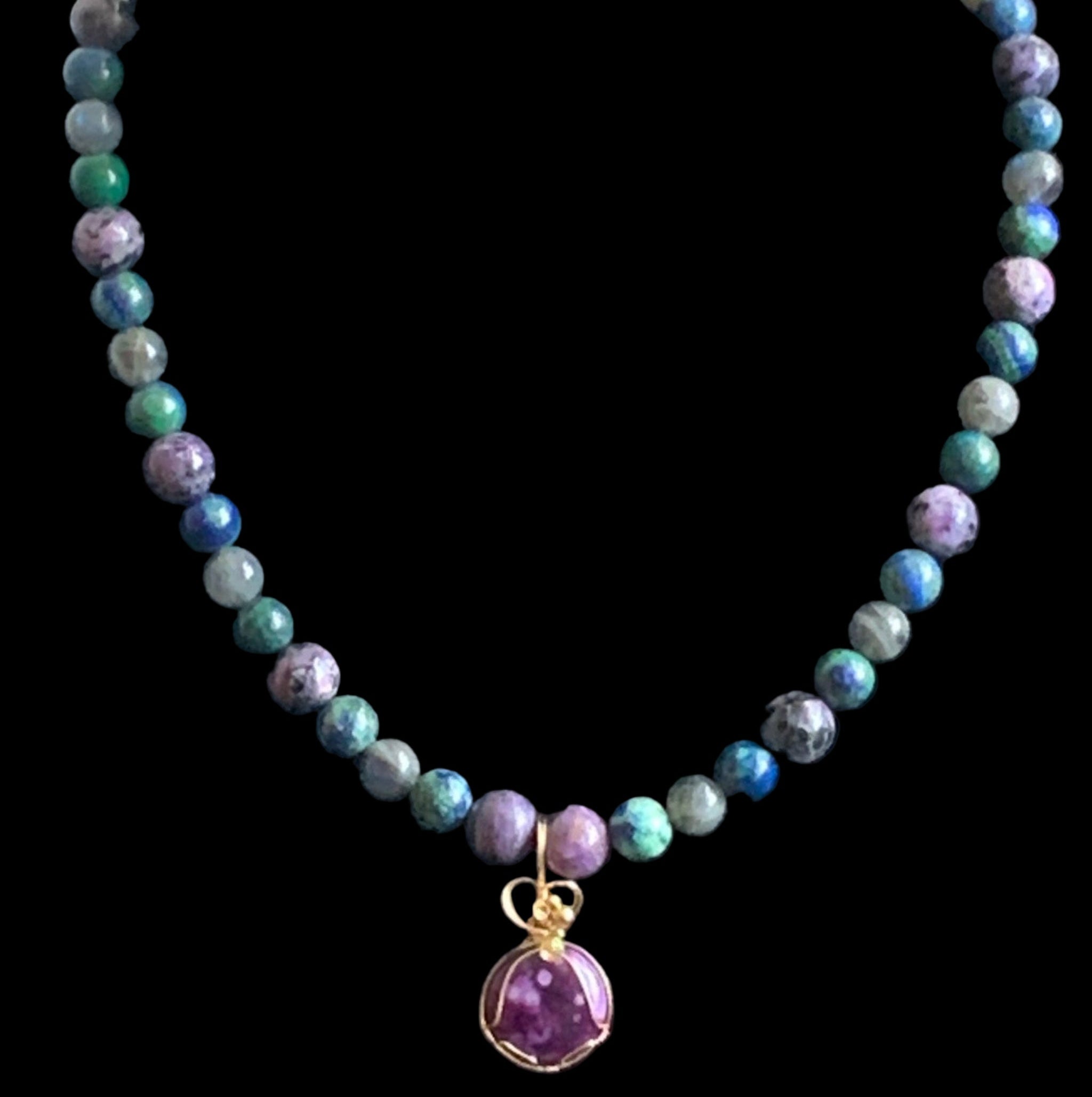 Sagittarius Necklace - Crown Chakra, The necklace was designed and produced by AstroCreations, maker of unique, custom, fine Zodiac jewelry.